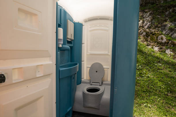 Best Wedding porta potty rental  in West Bradenton, FL